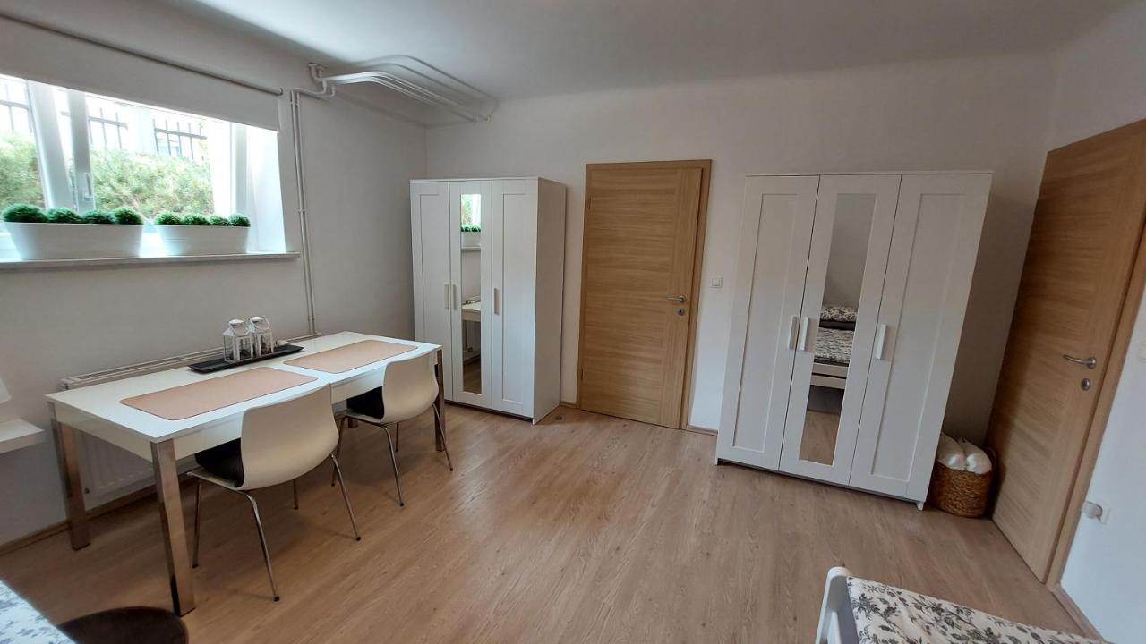 City Lodge Pine, Free Parking Ljubljana Kültér fotó